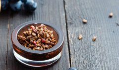 葡萄籽的功效以及副作用(葡萄籽的功效與作用禁忌)什么人可以吃葡萄籽